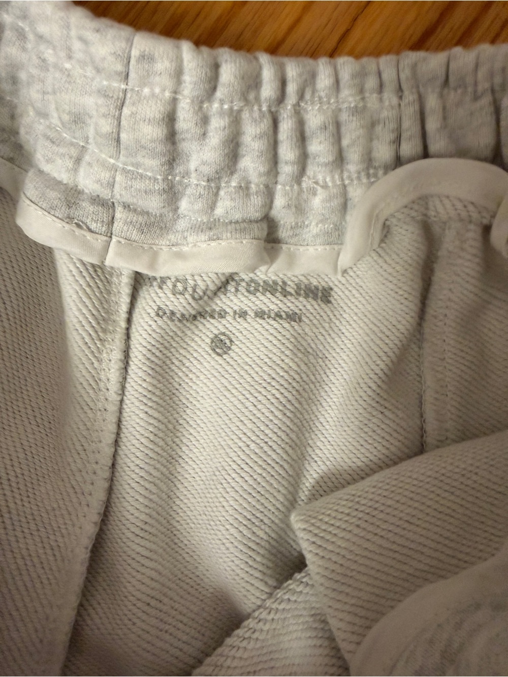Wide-Leg Drawstring Sweatpants - Light Gray - Picture 3 of 4